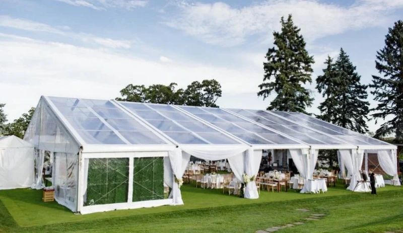 Buying a Big Wedding Tent for a Large Wedding